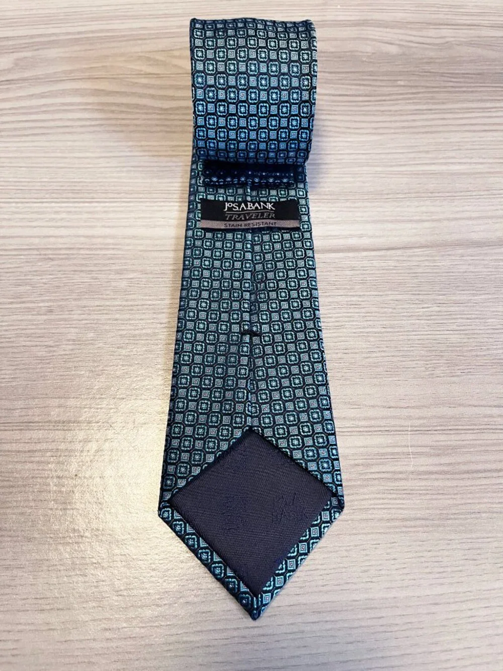 Jos. A. Bank Traveler 100% Silk Geometric Blue Black Stain Resistant Men's Tie
